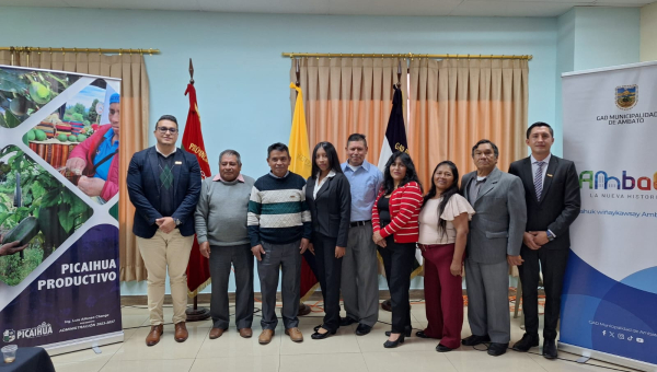  LAS AUTORIDADES DEL GADP PICAIHUA REALIZARON LA POSESIÓN DE LA NUEVA DIRECTIVA DE LAS ASOCIACIONES DE PRODUCTORES DE LA PARROQUIA PICAIHUA